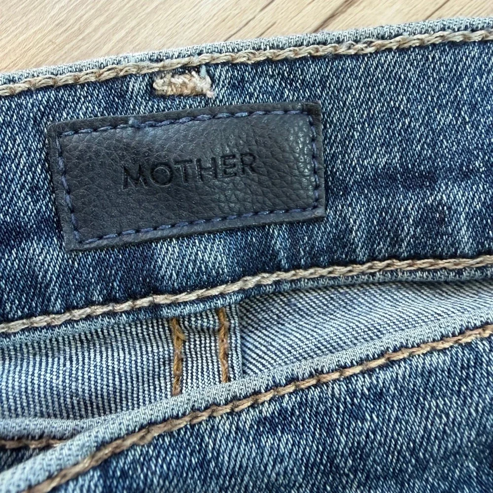 MOTHER Dazzler Mid Rise Ankle Fray Jeans Living In Circles Blue Distressed 28